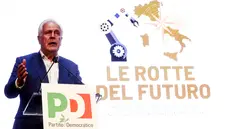 Il presidente della regione Toscana Eugenio Giani durante la conferenza nazionale del Pd sulle Politiche industriali dal titolo "Le Rotte del Futuro. Re-industrializzare l’Italia e l’Europa”, presso gli Studios di via Tiburtina, Roma, 12 luglio 2025. ANSA/ANGELO CARCONI