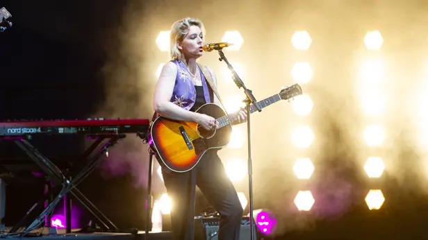Grandi Carlile al festival Tener-a-mente
