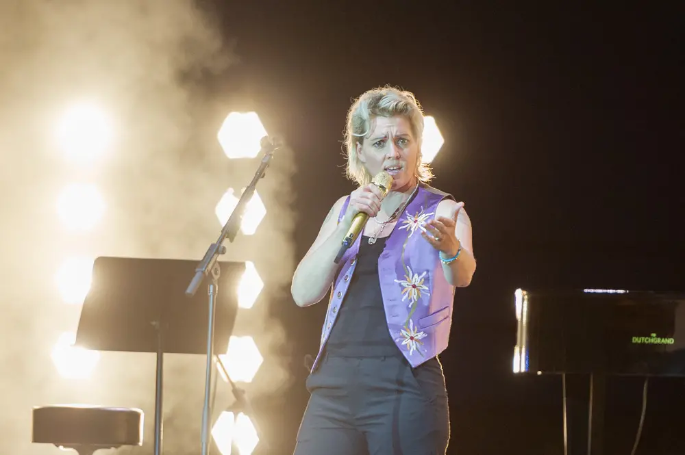 Grandi Carlile al festival Tener-a-mente