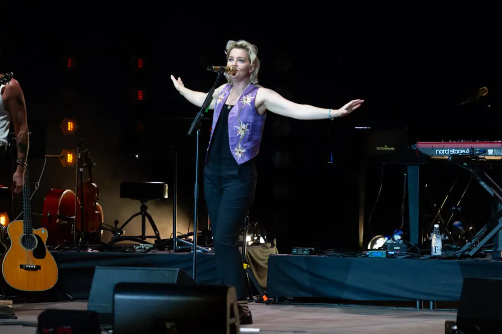 Grandi Carlile al festival Tener-a-mente