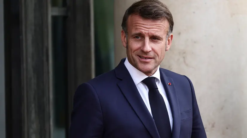epa12237984 French President Emmanuel Macron gestures moments before the arrival of the President of Indonesia Prabowo Subianto (not pictured) at the Elysee Palace in Paris, France, 14 July 2025. Indonesia was the guest of honor at the Bastille Day July military ceremony on 14 July. EPA/TERESA SUAREZ
