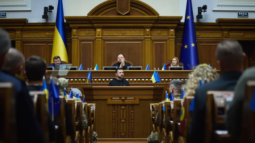 epa11728722 A handout photo made available by the Presidential Press Service showing Ukraine's President Volodymyr Zelensky presenting his plan of resistance to the Ukrainian parliament in Kyiv, Ukraine, 19 November. Zelensky said that Ukraine will never give in to Russia's aggression as it marks 1,000 days since the Kremlin launched a full-scale invasion of the country. EPA/HANDOUT HANDOUT EDITORIAL USE ONLY/NO SALES