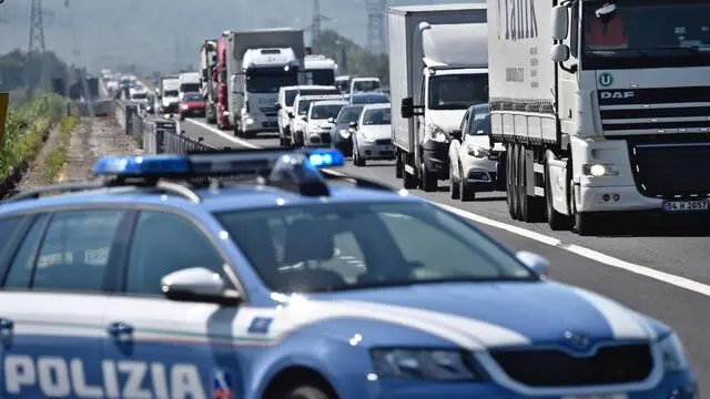 Traffico sull'autostrada A1 (foto d'archivio)