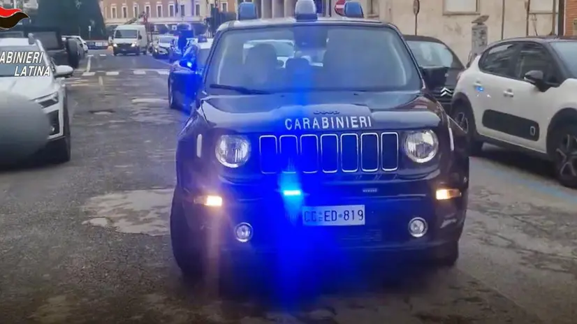 arrivo in caserma - Latina, eseguita una misura cautelare personale per intermediazione illecita e sfruttamento del lavoro