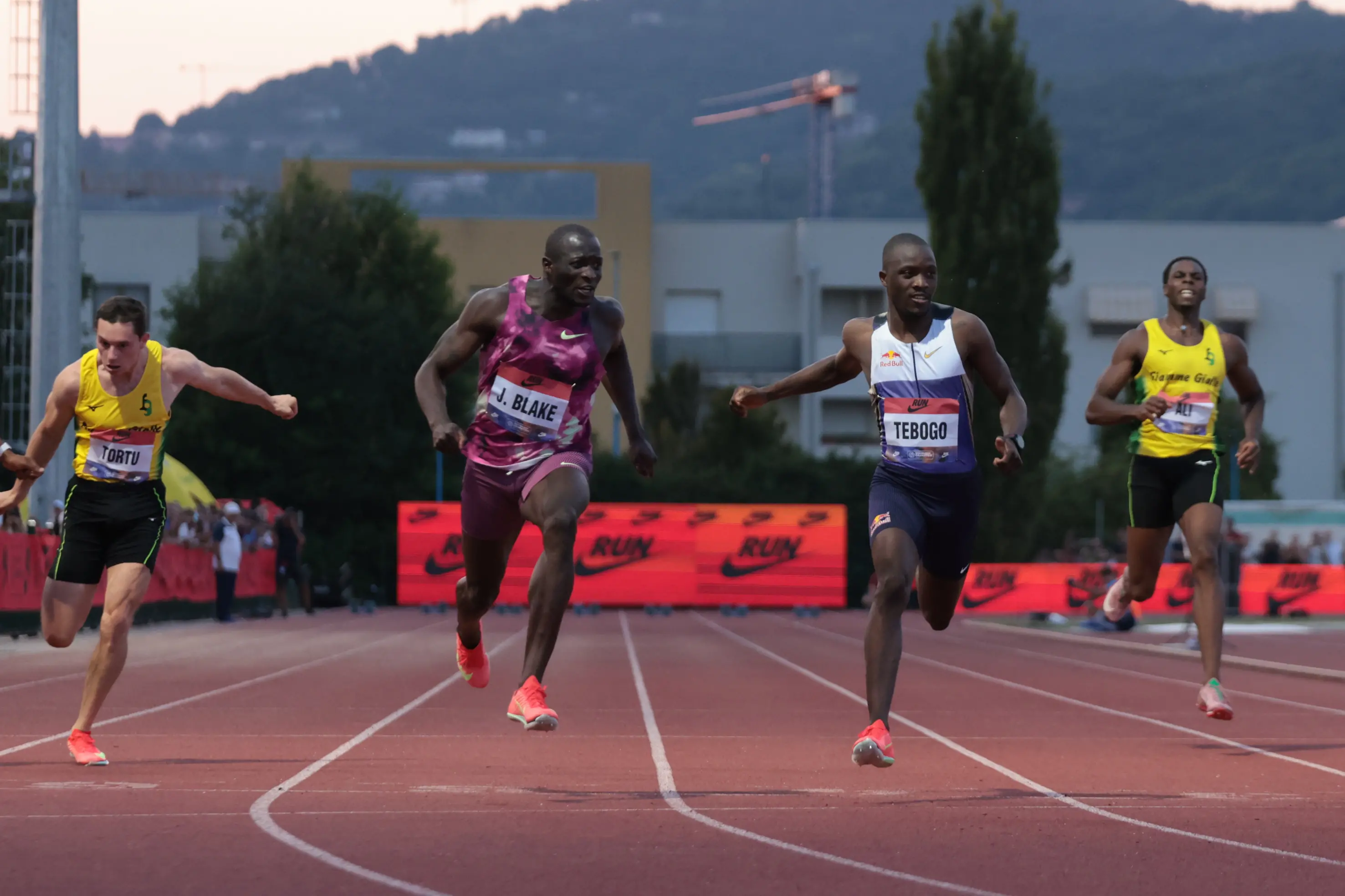Grand Prix, i 100 metri maschili