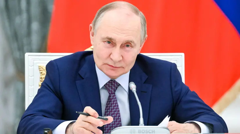 epa12206733 Russian President Vladimir Putin holds a meeting on social and economic development of the Russia's new entities - the Donetsk and Lugansk People's Republics, the Zaporozhye and Kherson regions, at the Kremlin in Moscow, Russia, 30 June 2025. EPA/KRISTINA KORMILITSYNA / SPUTNIK / KREMLIN POOL MANDATORY CREDIT