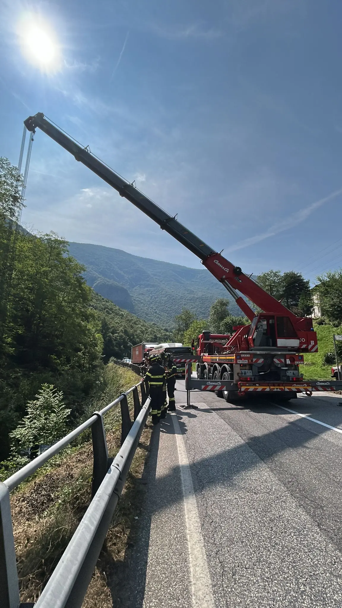 Un cavallo nel torrente del Garza