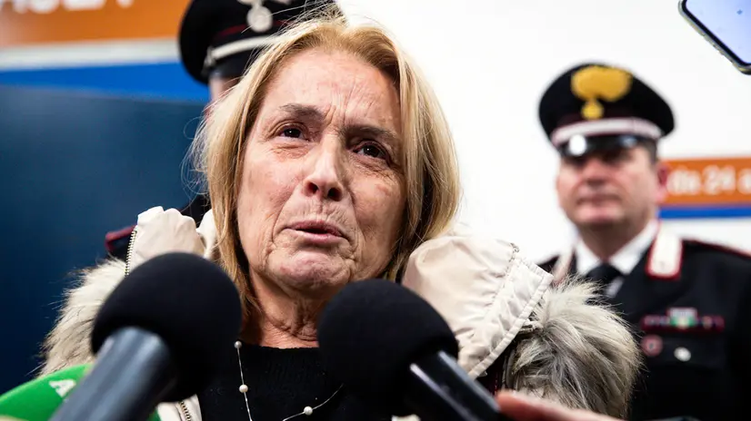 La madre Viviana durante la sentenza del processo, presso la prima corte d’assise del Tribunale di piazzale Clodio, per il femminicidio di Martina Scialdone, l’avvocata di 34 anni che fu uccisa a colpi di pistola il 13 gennaio 2023 davanti a un locale del quartiere Tuscolano dall’ex compagno Costantino Bonaiuti,, Roma, 19 dicembre 2024. ANSA/ANGELO CARCONI