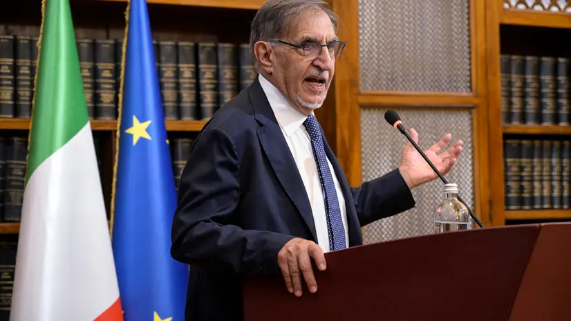 Il presidente del Senato, Ignazio La Russa durante la relazione annuale dell’AgCom nell’aula Koch del Senato, Roma, 16 luglio 2025. ANSA/RICCARDO ANTIMIANI