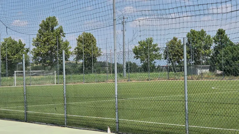 Il campo a undici in cui arriverà il sintetico - © www.giornaledibrescia.it