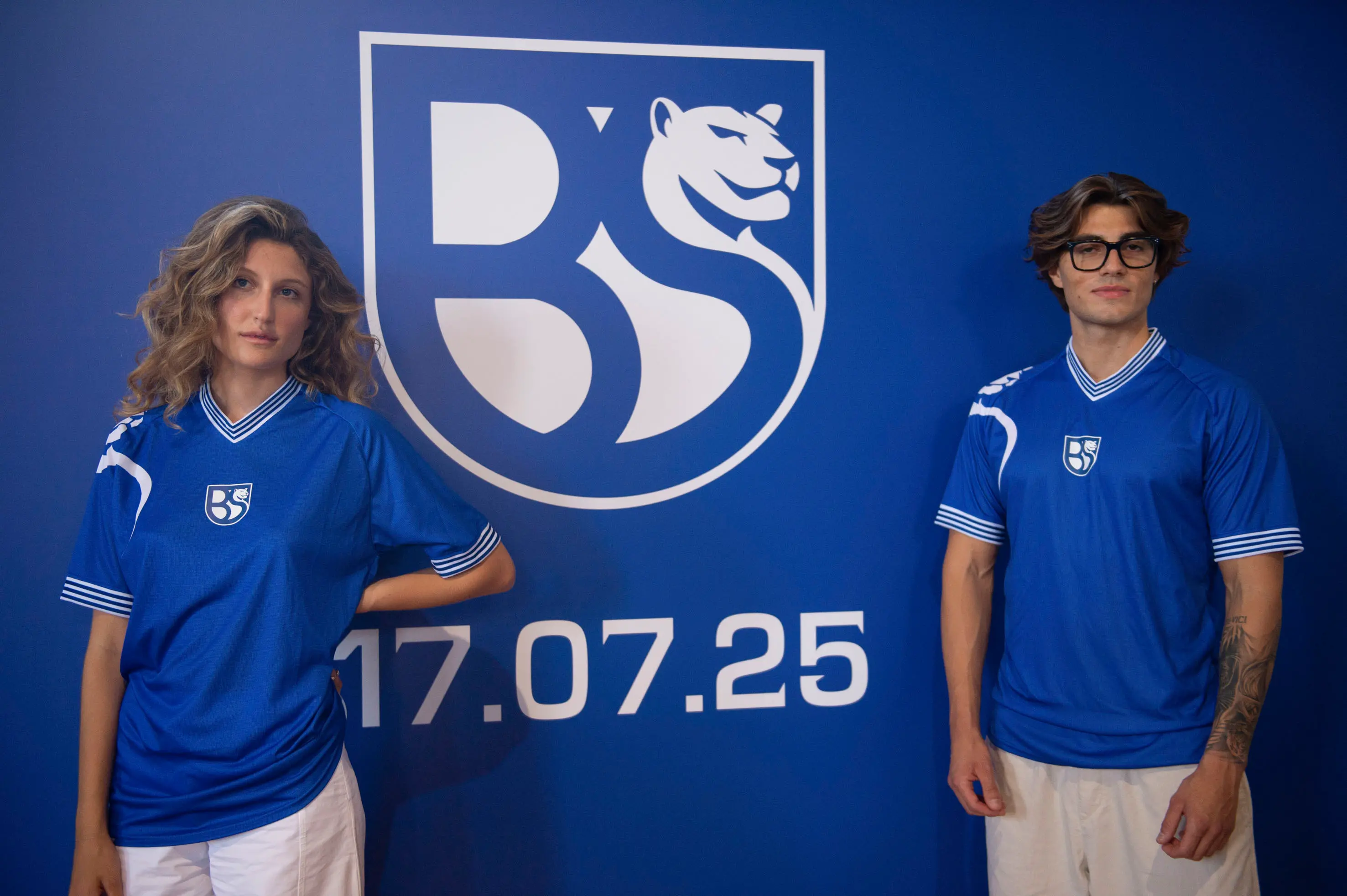 La nuova maglia del Brescia