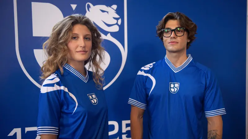 La nuova maglia del Brescia