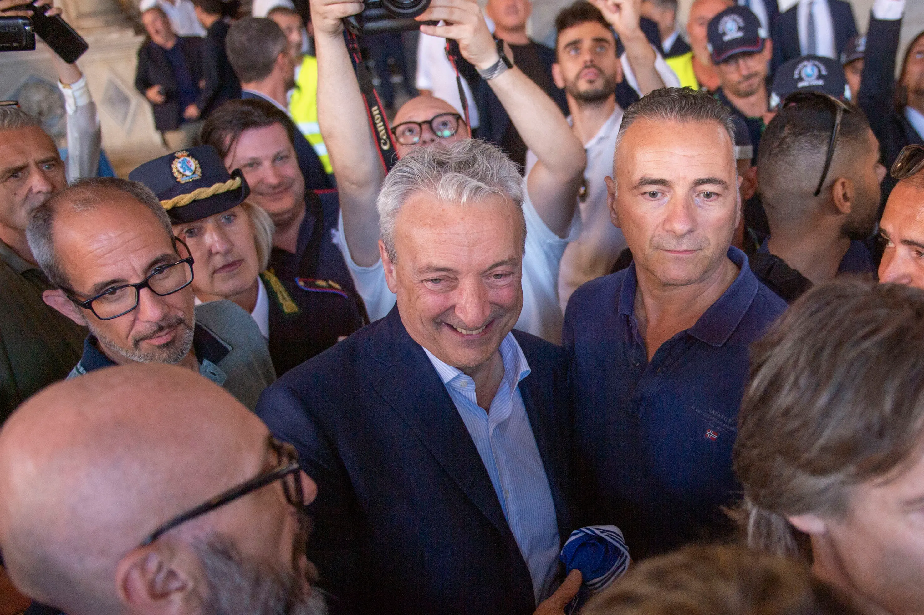 L'affetto dei tifosi per Giuseppe Pasini