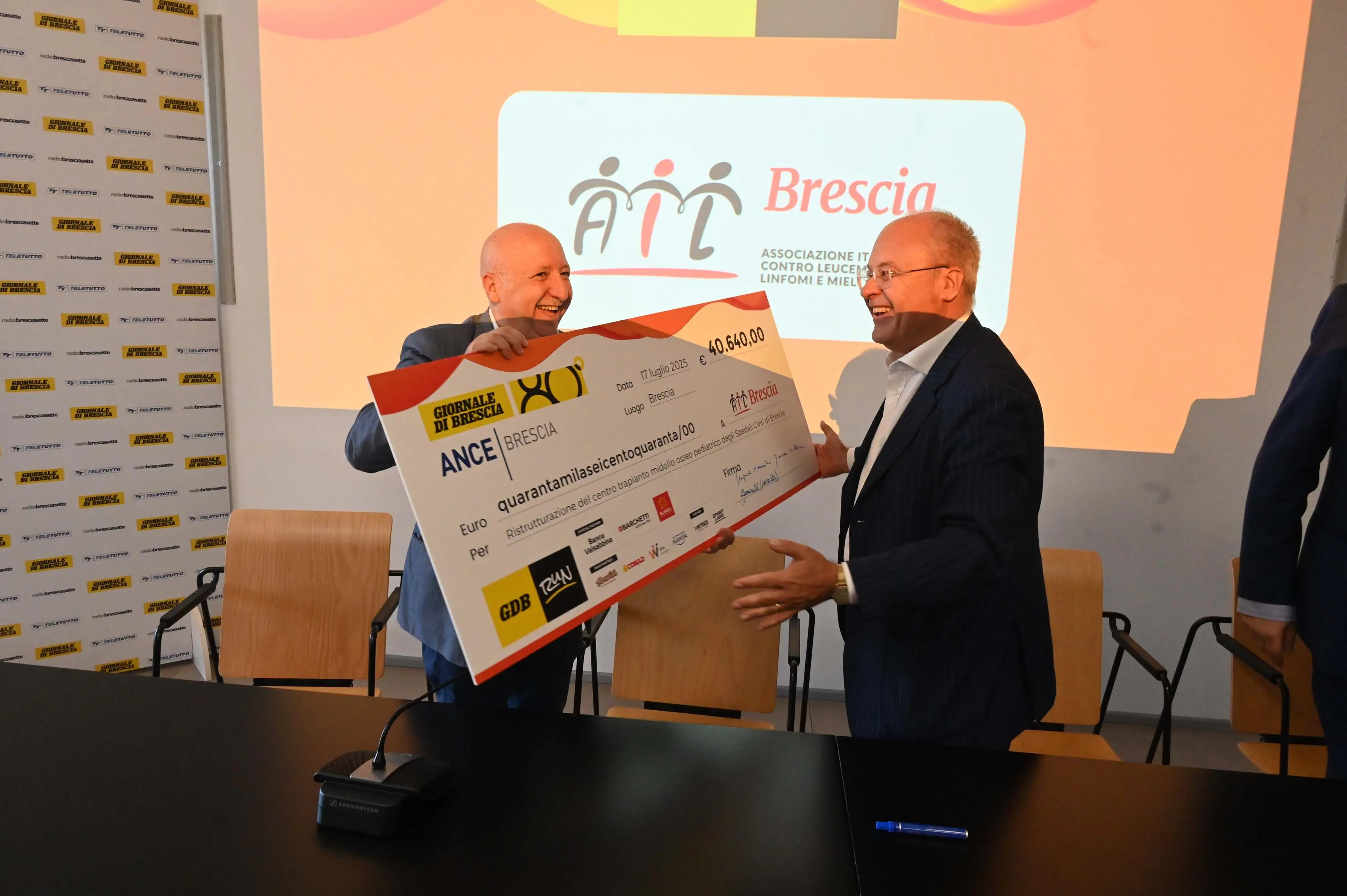 GdB run, la consegna dell'assegno all'Ail