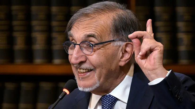 Il presidente del Senato, Ignazio La Russa durante la relazione annuale dell’AgCom nell’aula Koch del Senato, Roma, 16 luglio 2025. ANSA/RICCARDO ANTIMIANI