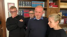 I genitori di Ilaria Sula incontrano i giornalisti a Terni, 11 aprile 2025. ANSA/FABIO TONI