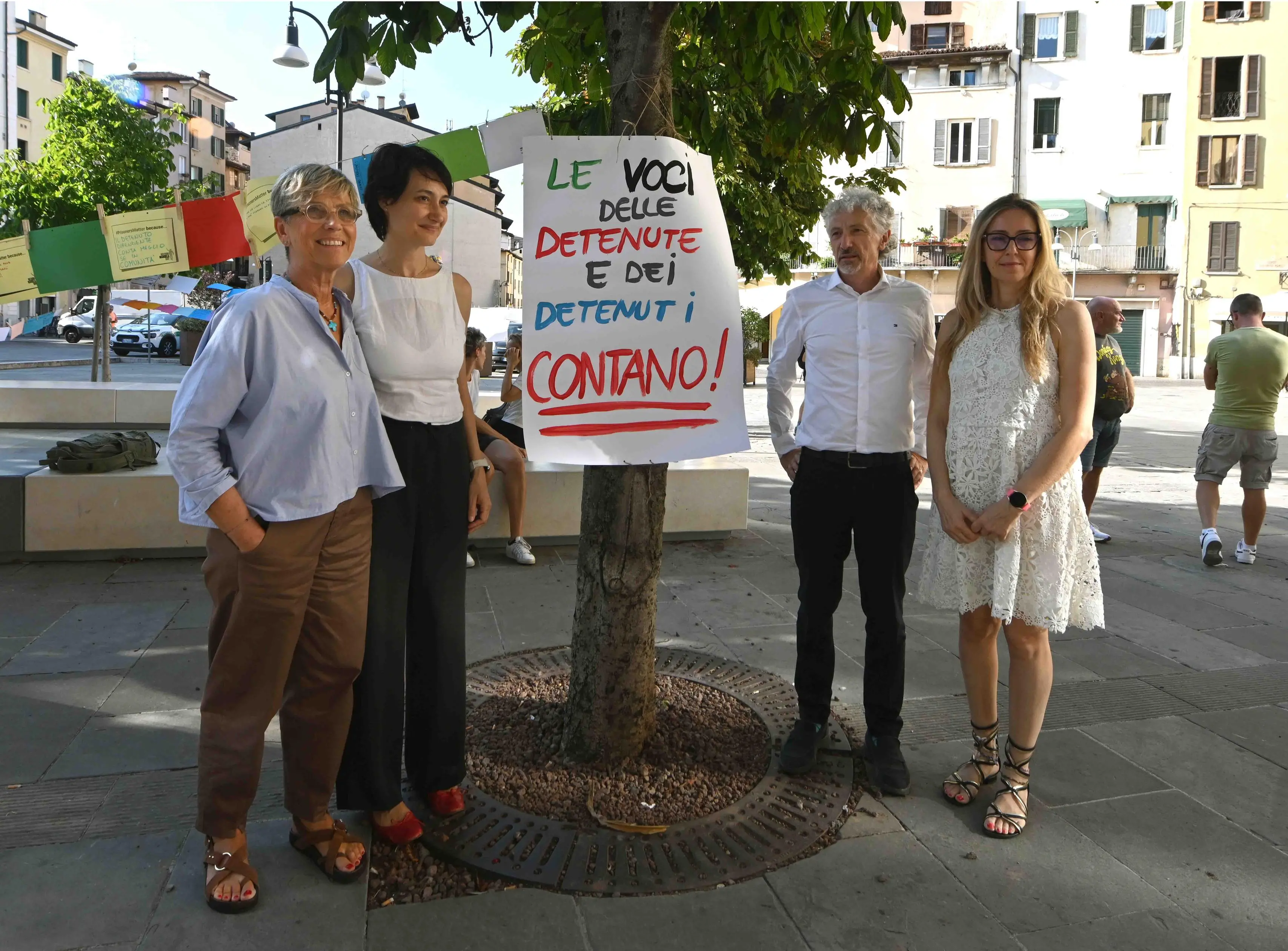 La manifestazione per il «Mandela’s rule day»