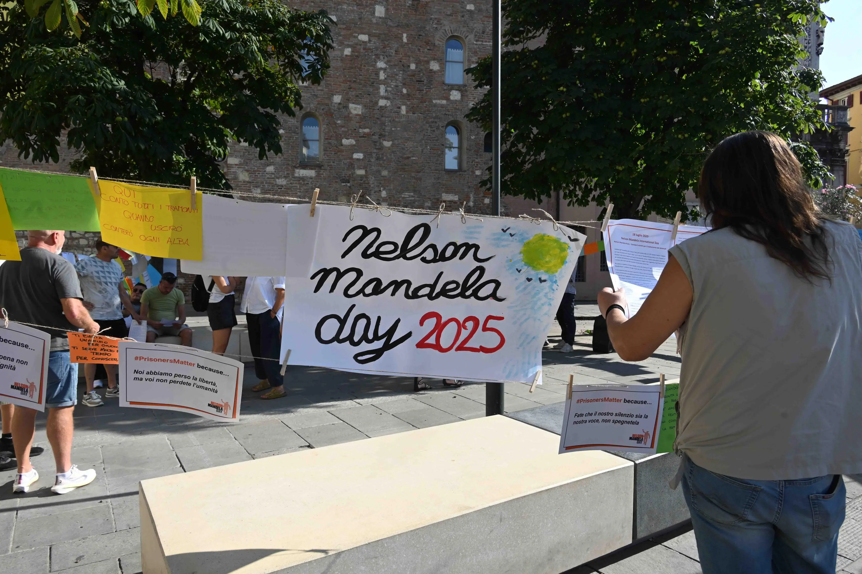 La manifestazione per il «Mandela’s rule day»
