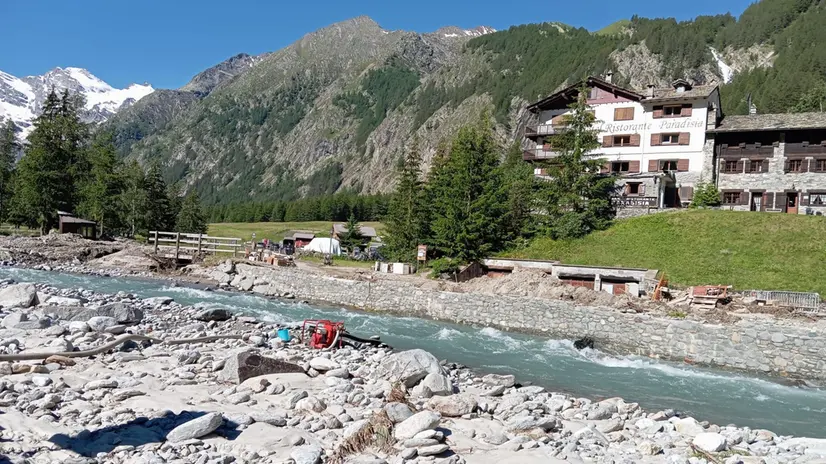 La frazione Valnontey di Cogne dopo l’alluvione, 4 luglio 2024 ANSA/ Cristina Porta