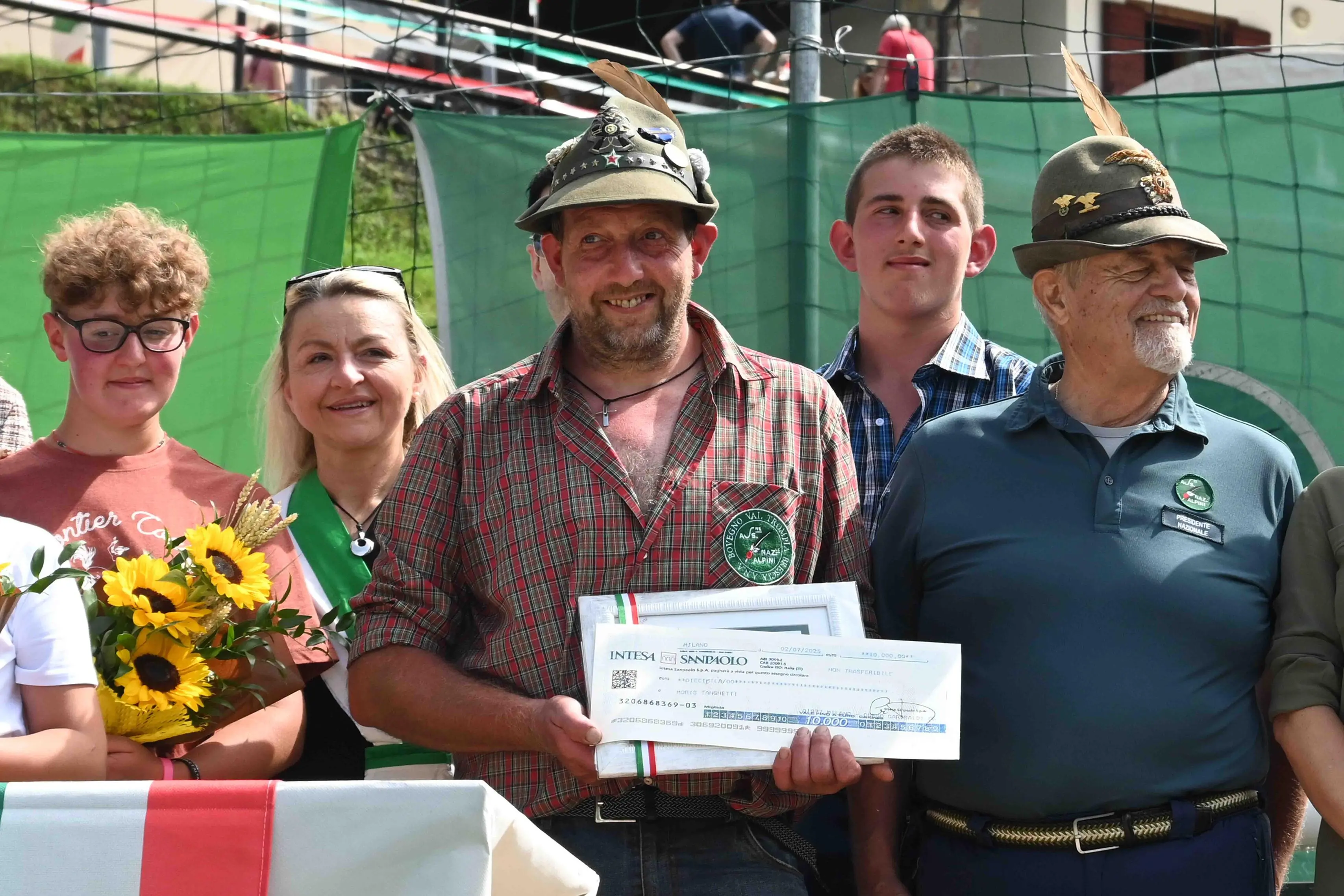 A Moris Tanghetti il premio «Fedeltà alla montagna» dell'Ana
