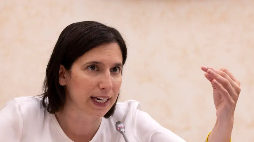 La segretaria del PD Elly Schlein, alla conferenza stampa per presentare il disegno di legge sulla regolamentazione del lavoro part-time. Roma, 15 luglio 2025 ANSA/MASSIMO PERCOSSI