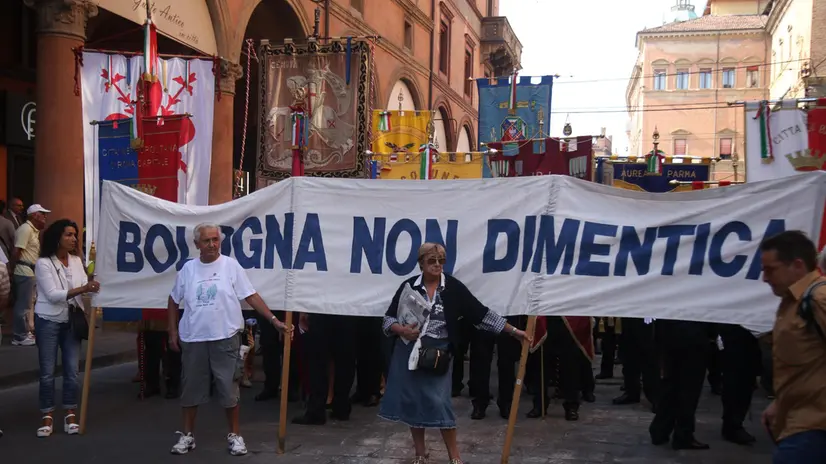 Manifestazione oggi a Bologna per l'anniversario della strage alla stazione. Bologna, 2 agosto 2015. ANSA/GIORGIO BENVENUTI