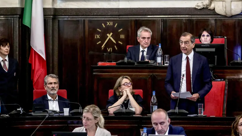 Il sindaco Giuseppe Sala interviene durante la seduta del consiglio comunale a Palazzo Marino a Milano, 21 luglio 2025. ANSA/MOURAD BALTI TOUATI