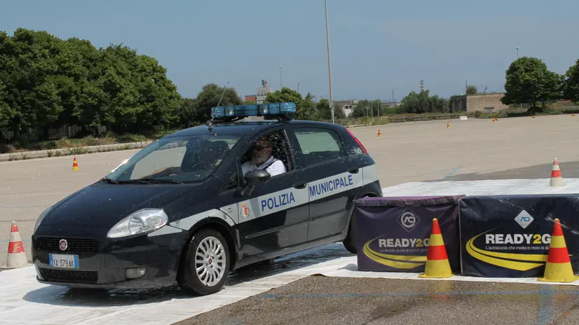 "Polizia municipale, vigili urbani Bari"