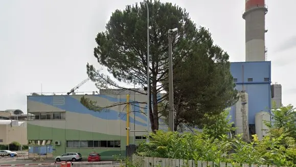 Due delle sei caldaie della Centrale nord di A2A forniscono vapore all'ospedale - © www.giornaledibrescia.it