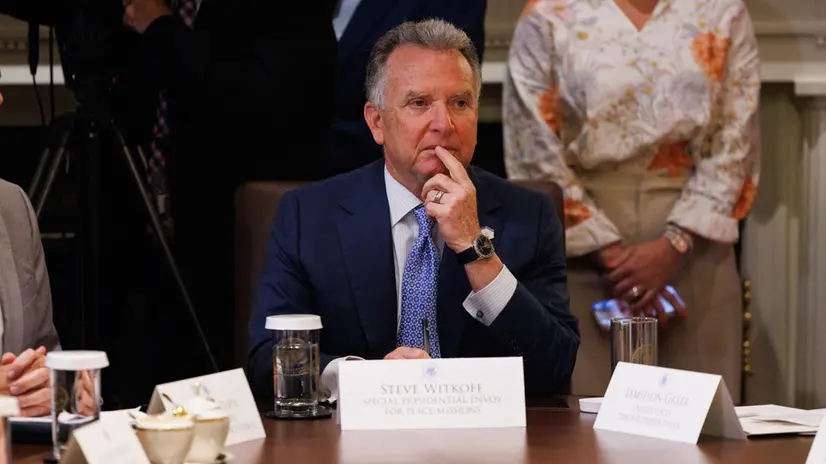 epa12225321 US Special Envoy to the Middle East Steven Witkoff participates in a cabinet meeting in the Cabinet Room of the White House in Washington, DC, USA, 08 July 2025. EPA/AARON SCHWARTZ / POOL