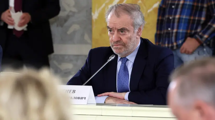 epa10872394 State Academic Mariinsky Theatre Artistic and General Director, Valery Gergiev attends a meeting of Russian President Vladimir Putin (not pictured) with members of the Mariinsky Theatre Board of Trustees dedicated to the theatre's upcoming 240th anniversary at the Constantine (Konstantinovsky) Palace in Strelna near St. Petersburg, Russia, 20 September 2023. EPA/MIKHAIL METZEL/SPUTNIK/KREMLIN POOL MANDATORY CREDIT