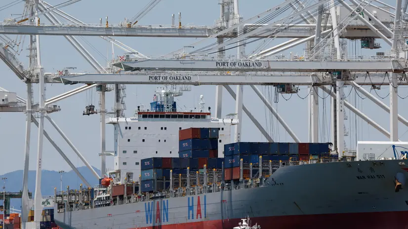 epa12238234 A container ship at the Port of Oakland in Oakland, California, USA, 14 July 2025. Recent tariff increases and trade policies, particularly those related to China, have significantly affected the port’s operations and container volume. Shipping lines have been canceling voyages and skipping ports (known as 'blank sailings') in response to the uncertainty and reduced demand caused by tariffs, leading to a decline in container traffic at the Port of Oakland. Last week, US President Trump sent a letter to European Union leaders stating that he would impose a 30 percent tariff on goods imported from the EU beginning 01 August. Trump also threatened to impose 25 percent tariffs on Japan and South Korea, 30 percent on Mexico, and 35 percent on Canada. EPA/JOHN G. MABANGLO