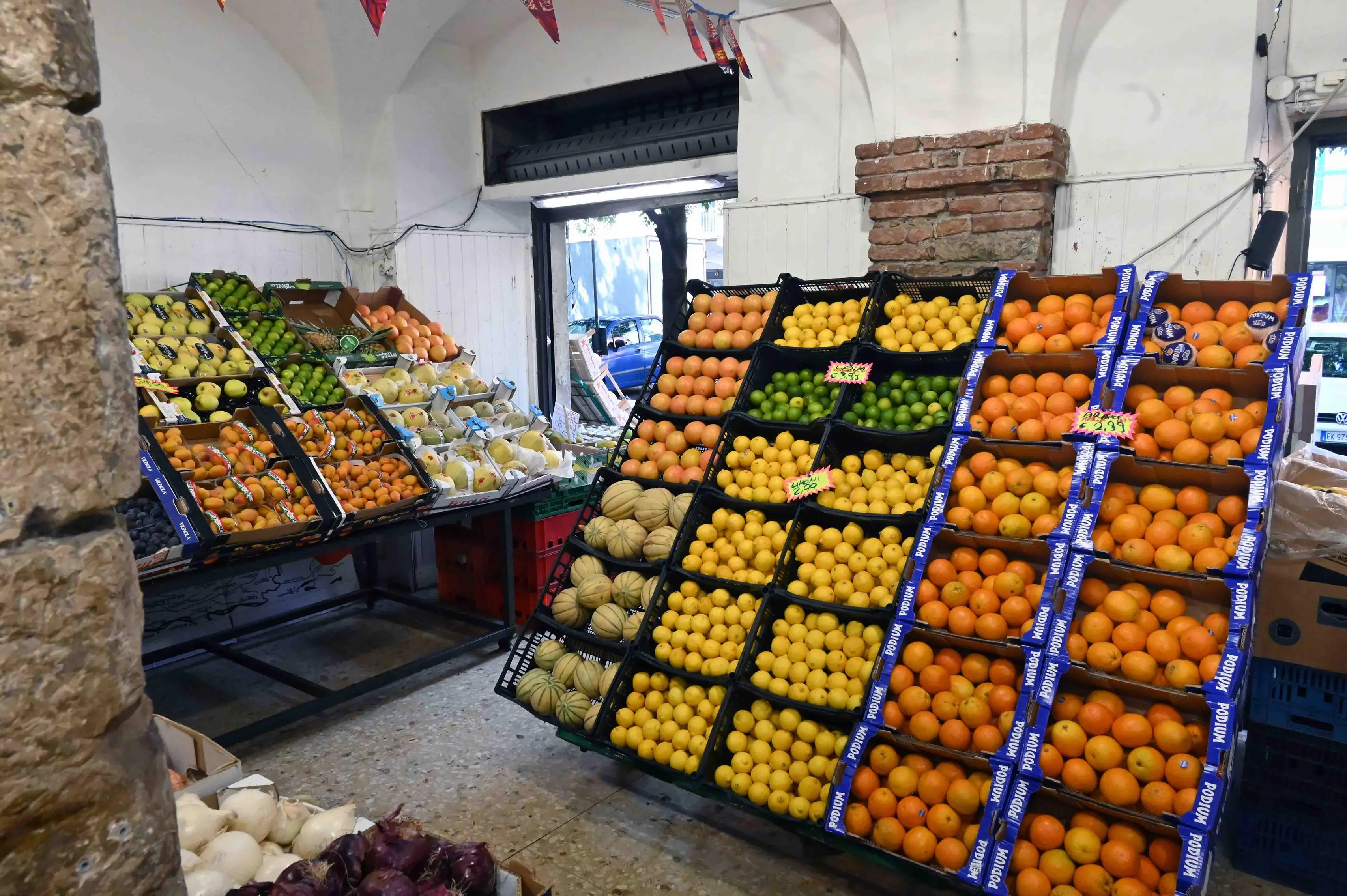 A Brescia i prezzi di frutta e verdura al rincaro