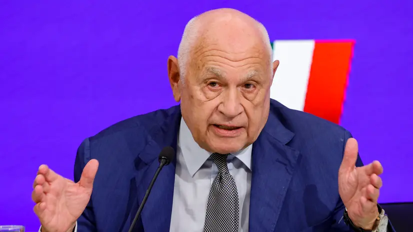 Il ministro della Giustizia Carlo Nordio durante una conferenza stampa al termine del Consiglio dei Ministri, Roma 22 luglio 2025. ANSA/FABIO FRUSTACI