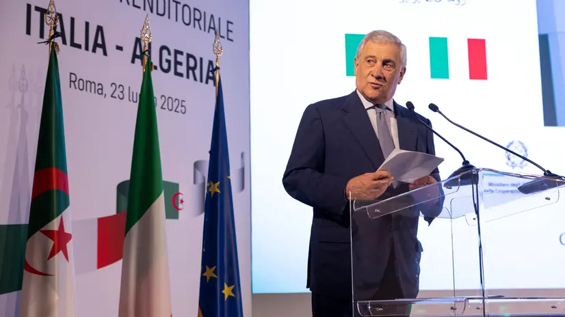 Il ministro degli esteri Antonio Tajani, al forum imprenditoriale Italia-Algeri. Roma, 23 luglio 2025 ANSA/MASSIMO PERCOSSI