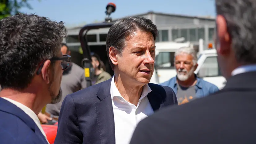 Conte dagli alluvionati a Faenza, 'da Meloni solo foto'. ''Famiglie e imprenditori non hanno ancora i ristori''