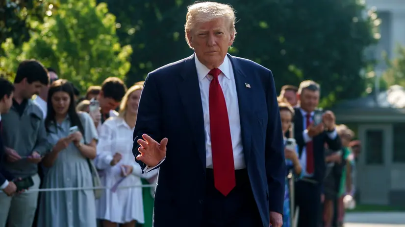 epa12261471 US President Donald Trump departs from the White House in Washington, DC, USA, 25 July 2025. President Trump is due to visit Scotland for a 4-day visit where he is due to visit his golf courses and met with UK Prime Minister Keir Starmer. EPA/WILL OLIVER / POOL