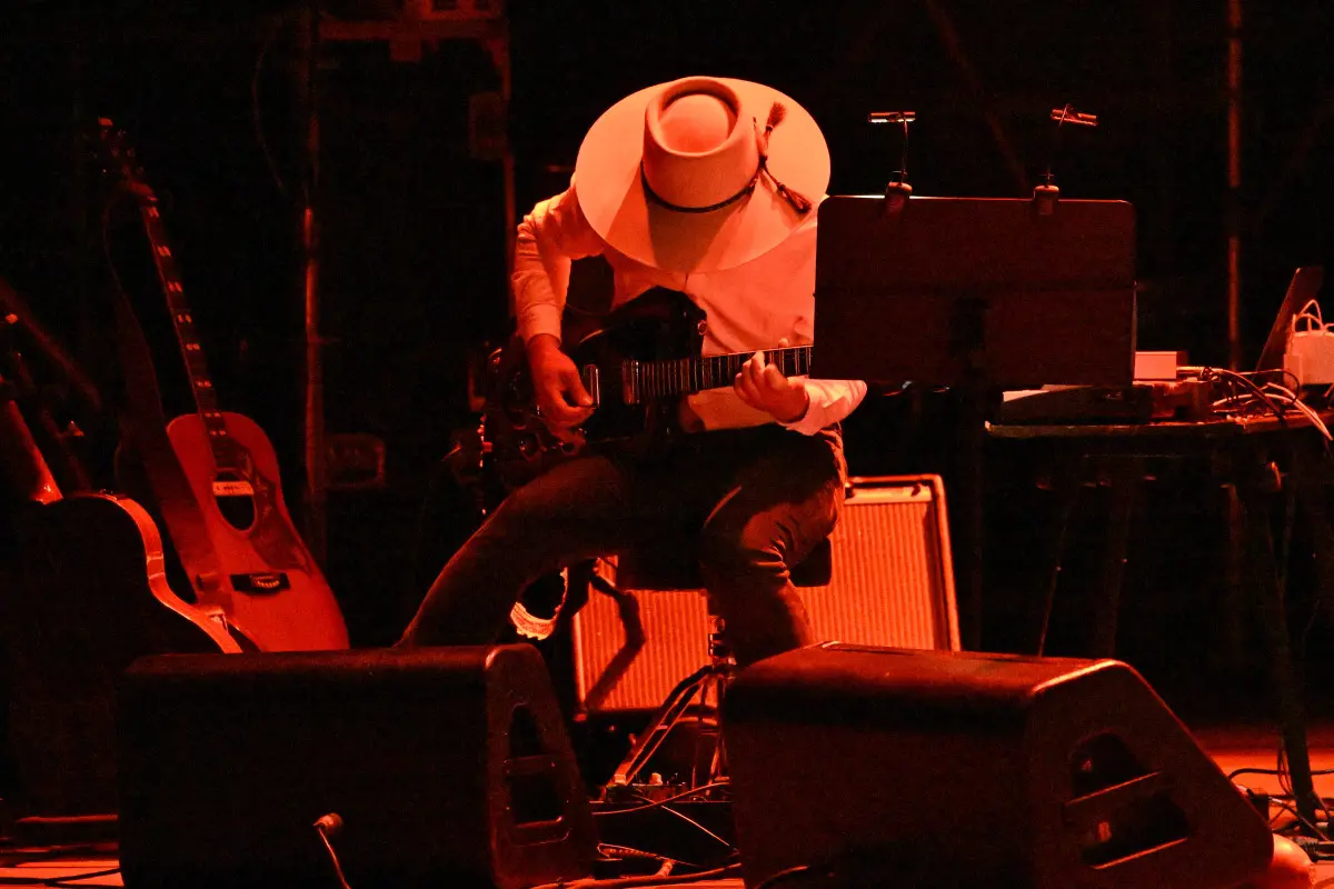 Vinicio Capossela sul palco del Vittoriale