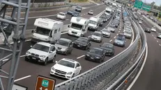 Estate: traffico intenso, bollino rosso su strade e autostrade - © www.giornaledibrescia.it