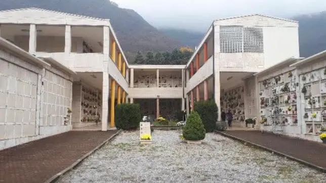 L'interno del cimitero di Pieve a Lumezzane © www.giornaledibrescia.it
