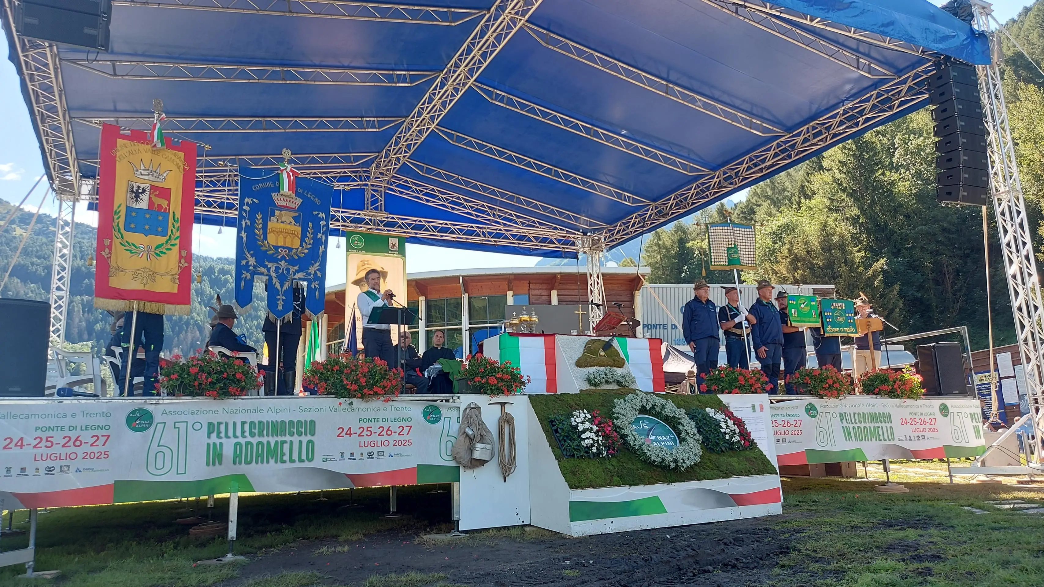 Il pellegrinaggio degli alpini in Adamello