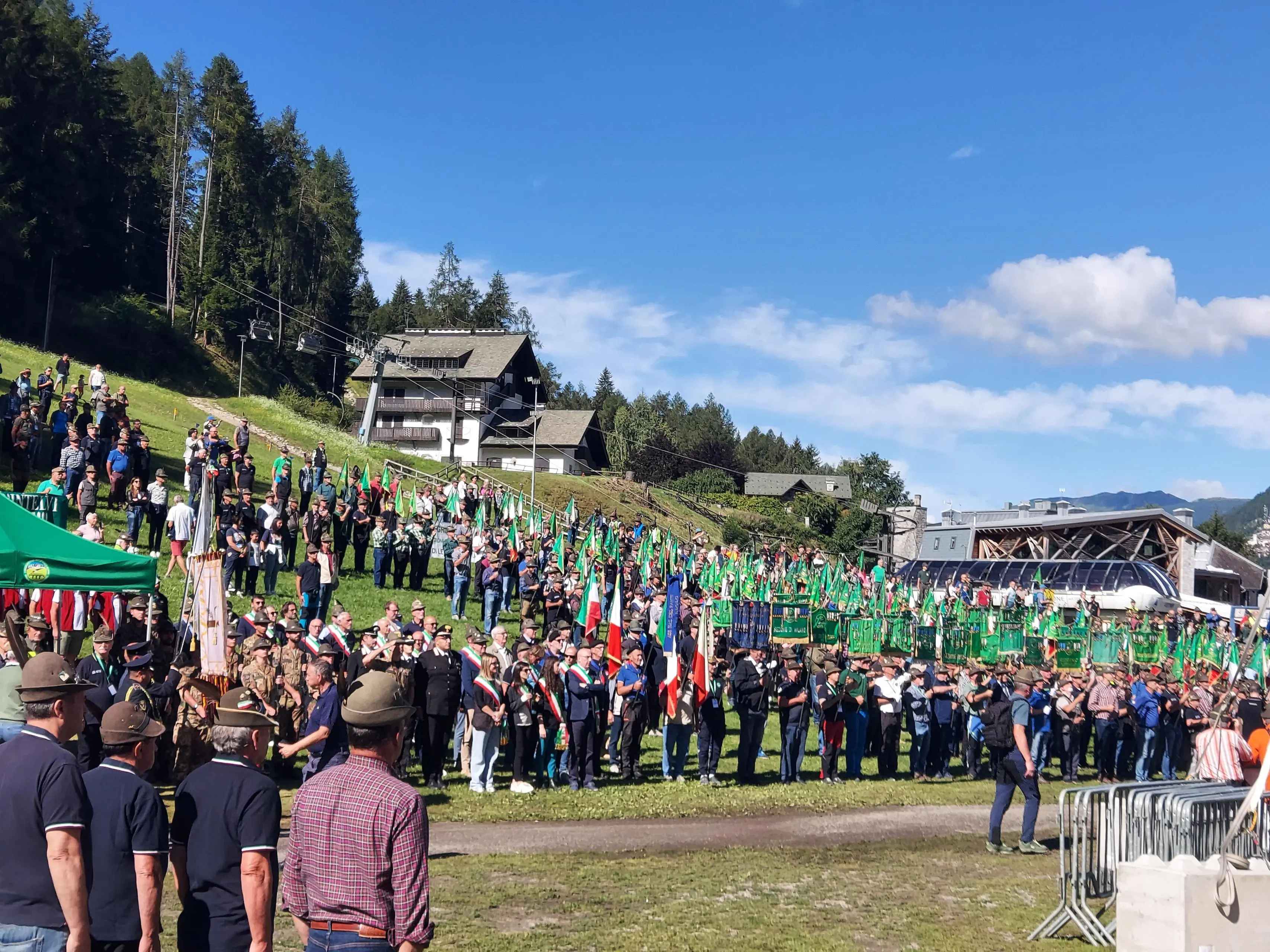 Il pellegrinaggio degli alpini in Adamello