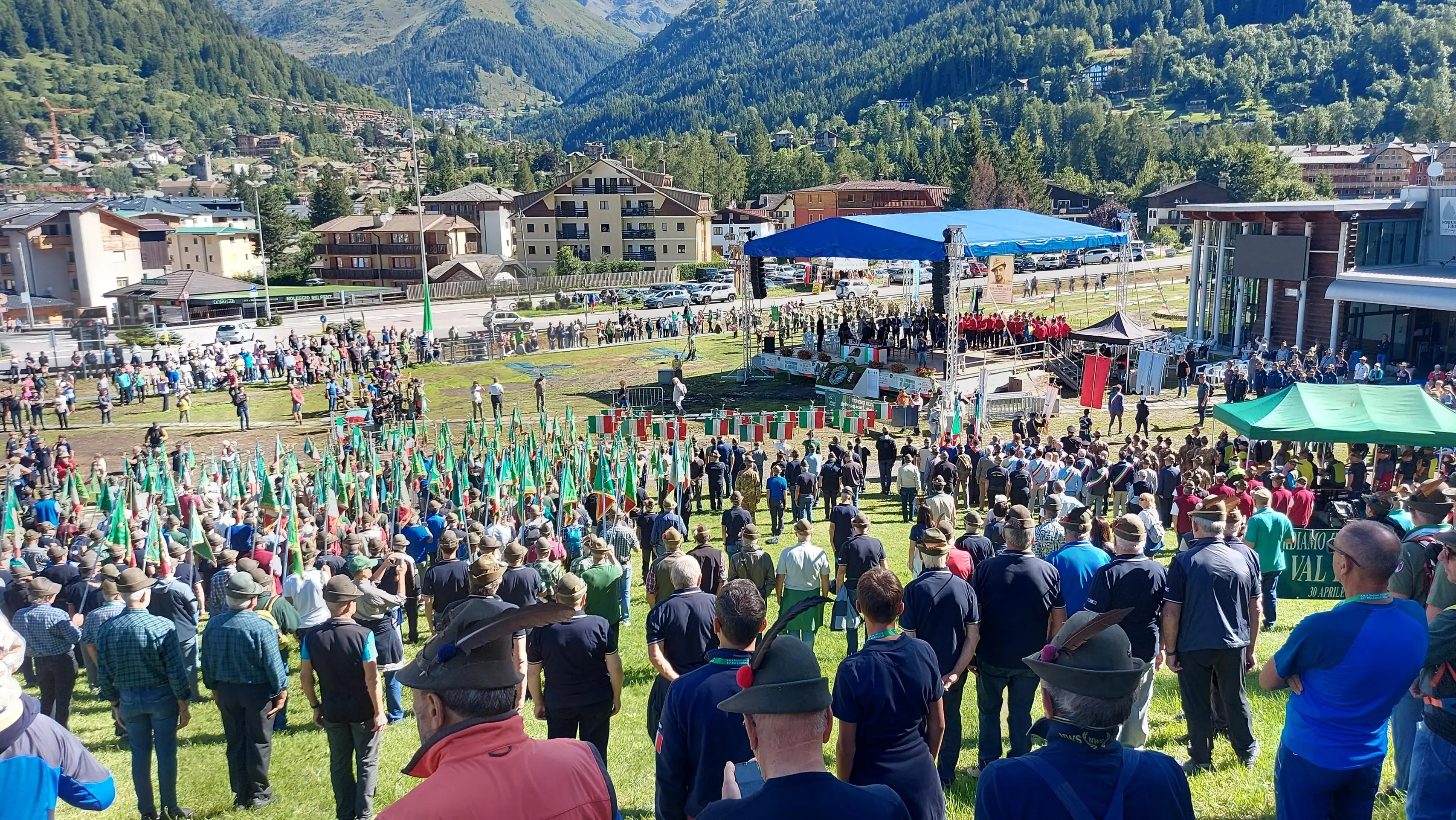 Il pellegrinaggio degli alpini in Adamello