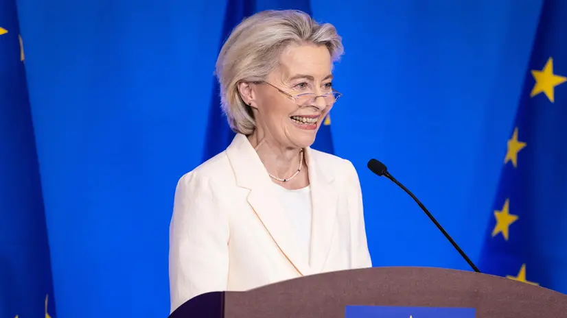 epa12258697 President of the European Commission Ursula von der Leyen attends a press conference at the EU Delegation to China, in Beijing, China, 24 July 2025. The conference was on their earlier meeting with Chinese President Xi Jinping. EPA/JESSICA LEE