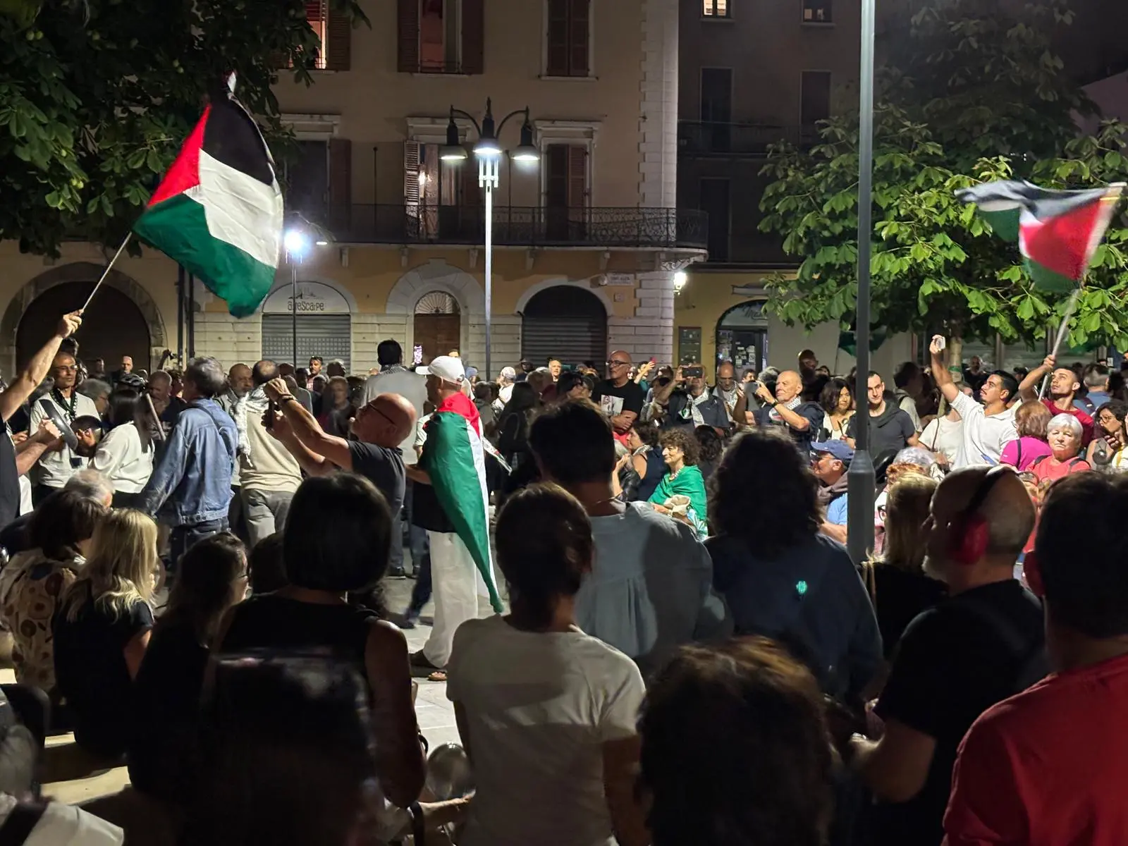 A Brescia la manifestazione «Gaza muore di fame»