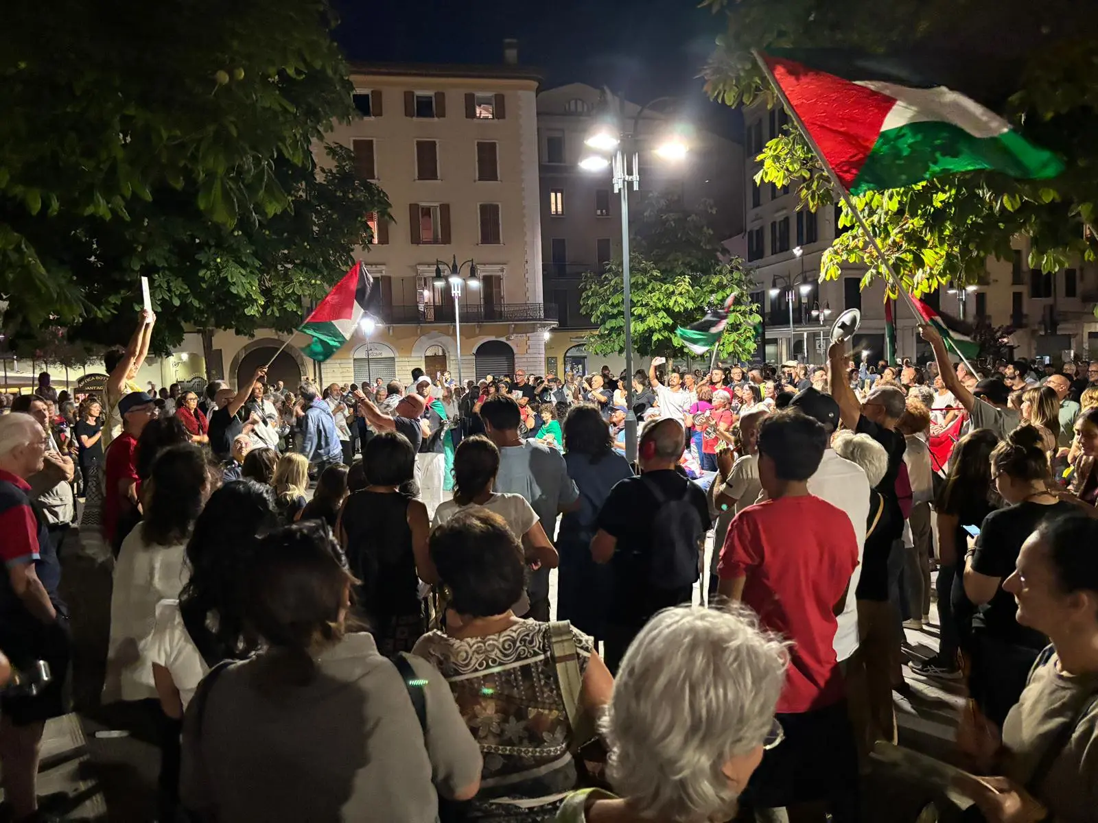 A Brescia la manifestazione «Gaza muore di fame»