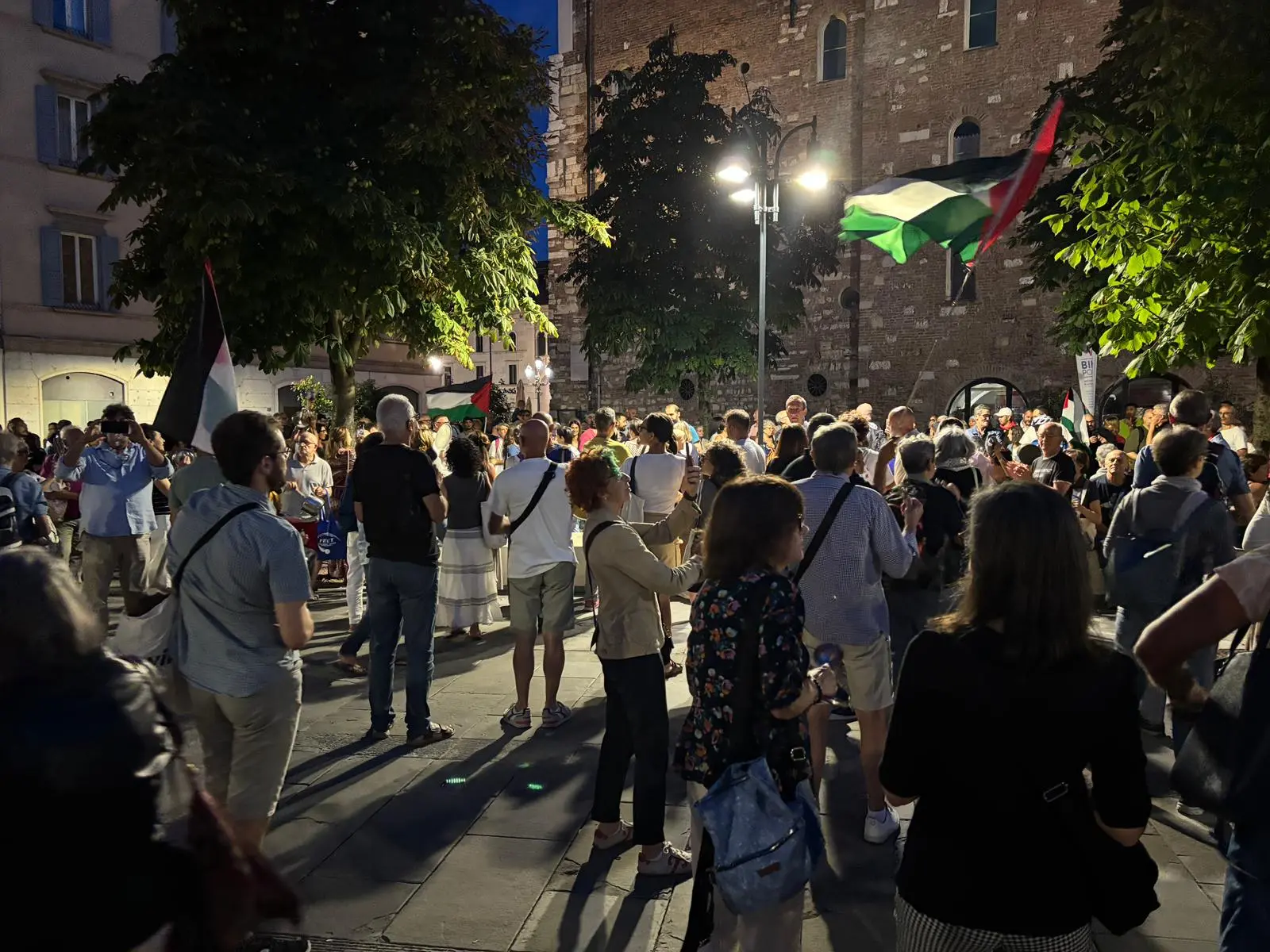 A Brescia la manifestazione «Gaza muore di fame»