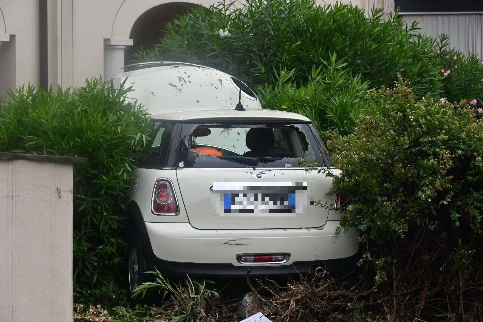Incidente a Ospitaletto, auto fuori strada