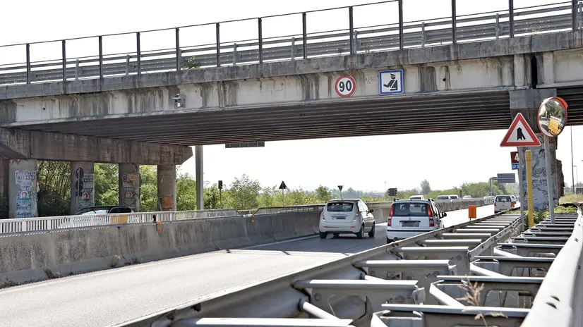 I rilevatori montati in direzione del Garda - © www.giornaledibrescia.it