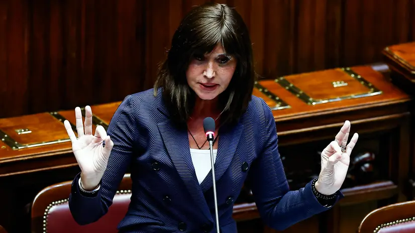 La ministra dell'Universita e Ricerca Anna Maria Bernini in aula alla Camera dei Deputati durante lo svolgimento di interrogazioni a risposta immediata del Question Time, Roma, 18 giugno 2025. ANSA/ANGELO CARCONI